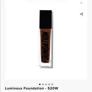 ABH Luminous Foundation 520W Brand 🆕